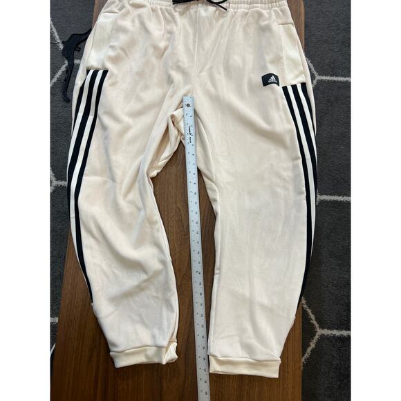 NWT Adidas Future Icons Premium Velour Pants Joggers in Beige/Black. Size 2XL - Picture 10 of 10